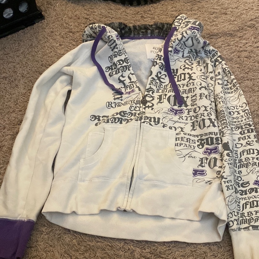 Fox Girl’s Brand zip up hoodie. Size extra large.